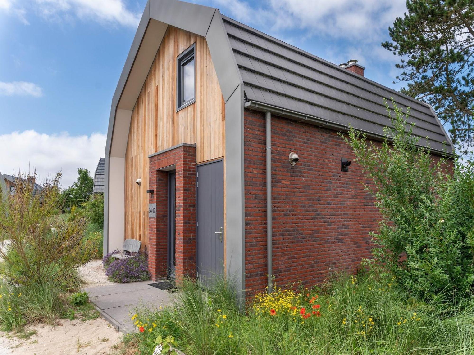 Beautiful Villa With Sauna Near The Sea Egmond aan den Hoef Exterior photo
